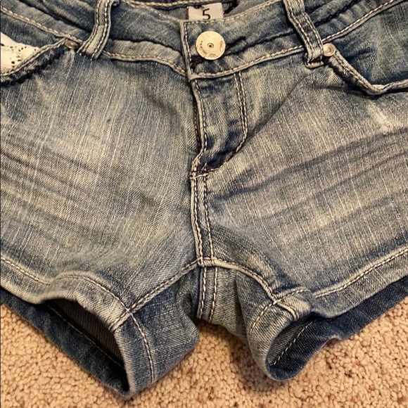 Almost Famous shorts - Picture 5 of 8